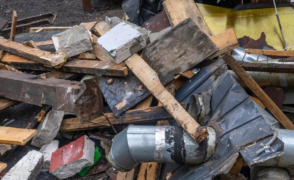 Вывоз мусора с участка в Минске и Минском районе